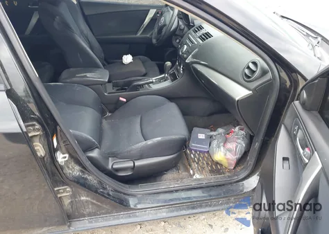 2011 Mazda Mazda3 S Sport из США, поврежденный, VIN JM1BL1U57B1470275